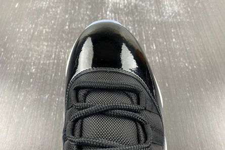 Cozy 2688 Air Jordan 11 low “Space Jam”  FV5104- 694
