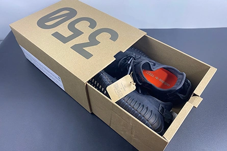 1891 YEEZY BOOST 350V2 MONO CINDER GX Timeless 1681