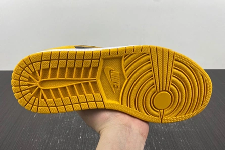 Minimalist 3623 Air Jordan 1 Low “ Yellow Ochre” 553558- 87
