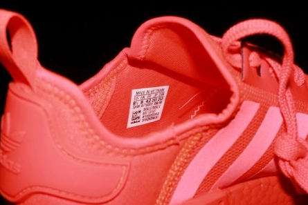 Breathable 4777 Adidas NMD R1 Triple Red Solar Red Color Pack S 1837