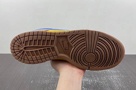 5913 Nike SB Dunk Low Newcastle Brown Ale  313170- Resilient 943