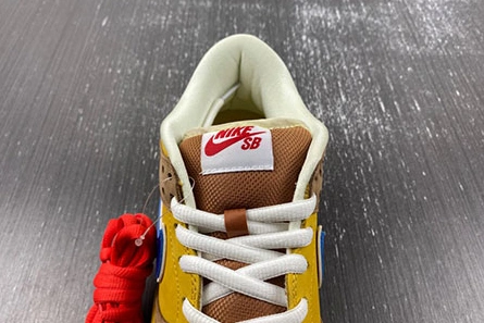 5913 Nike SB Dunk Low Newcastle Brown Ale  313170- Resilient 943