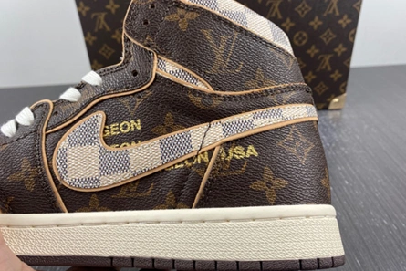 5424 OFF-WHITE x Air Jordan 1 high top Durable 107