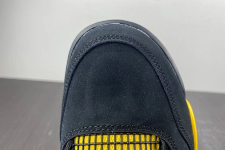 Trendsetting 3575 Jordan 4 Retro Thunder (2023)  DH6927- 487