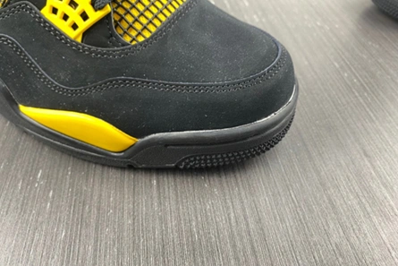 Trendsetting 3575 Jordan 4 Retro Thunder (2023)  DH6927- 487