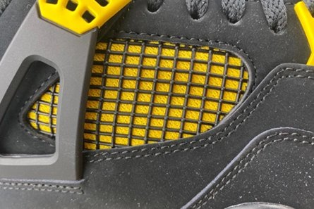 Trendsetting 3575 Jordan 4 Retro Thunder (2023)  DH6927- 487