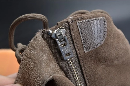 WellDesigned 4400 adidas Yeezy 750 Boost Light Brown BY 1779