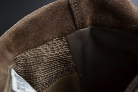WellDesigned 4400 adidas Yeezy 750 Boost Light Brown BY 1779