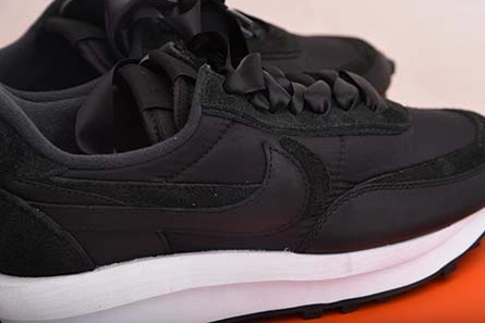Vibrant 5421 NIKE LD WAFFLE SACAI BLACK NYLON - BV0073- 1215