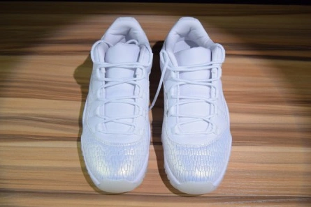 Bold 6257 Air Jordan 11 Low Heiress Frost White 897331- 715