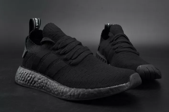 Comfortable 6747 ADIDAS Originals NMD R2 Primeknit Triple Black Sneaker  BY 1840