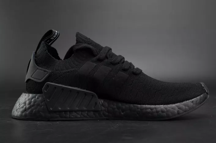 Comfortable 6747 ADIDAS Originals NMD R2 Primeknit Triple Black Sneaker  BY 1840