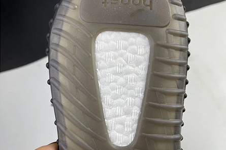 TopPick 7610 Yeezy Boost 350 V2 “Ash Stone” GW 1702
