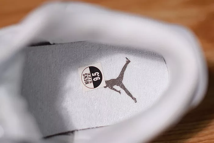 Cozy 781 Air Jordan 3 Mocha  136064- 424