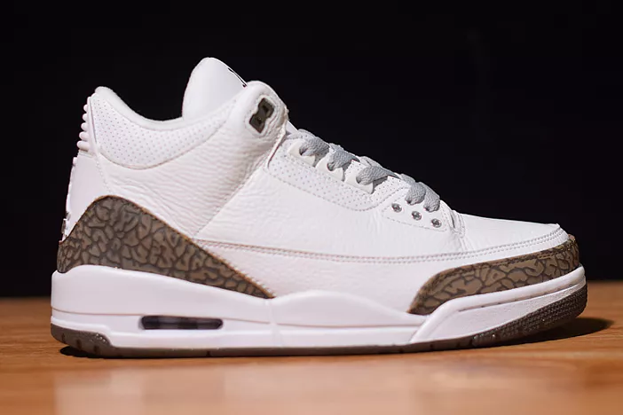 Cozy 781 Air Jordan 3 Mocha  136064- 424