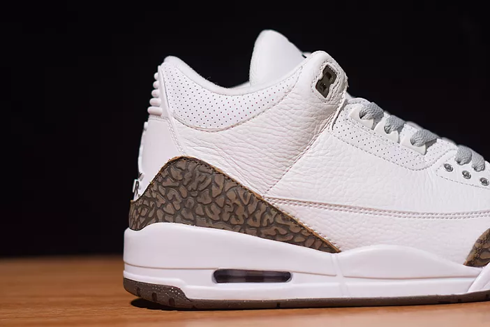 Cozy 781 Air Jordan 3 Mocha  136064- 424