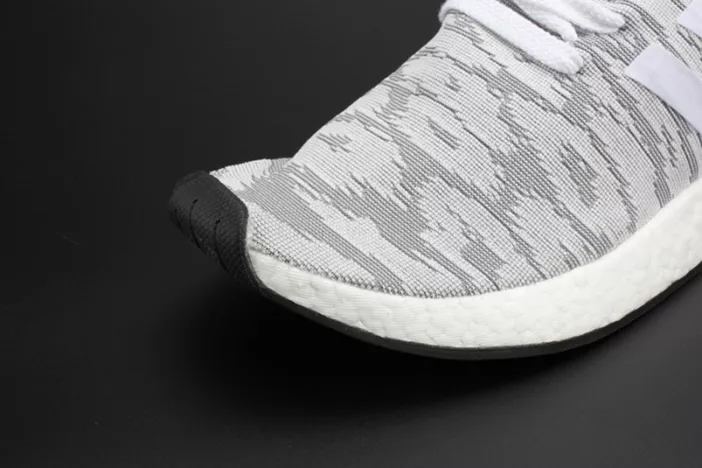 8379 ADIDAS NMD R2 PK  Primeknit WHITE MENS BY Resilient 1867