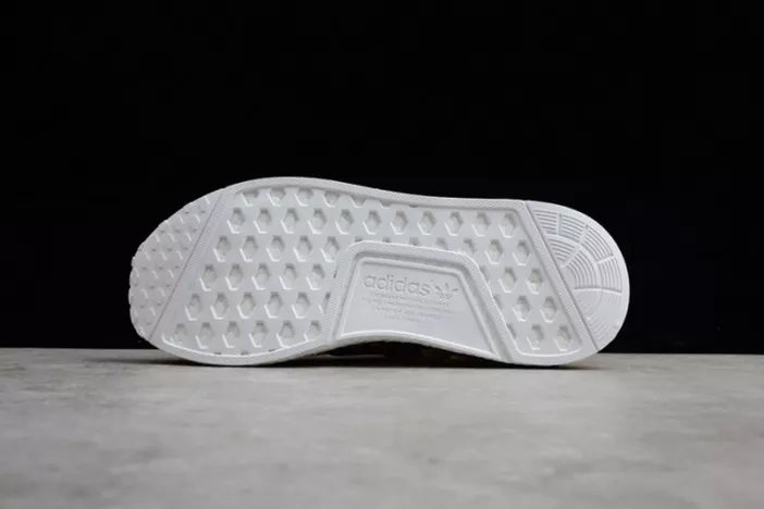Trendsetting 5903 ADIDAS mens PW HUMAN RACE NMD "PHARRELL"yellow BB 1804