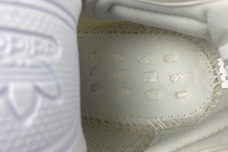 Breathable 6604 adidas Yeezy Boost 350 V2 Bone HQ 1661