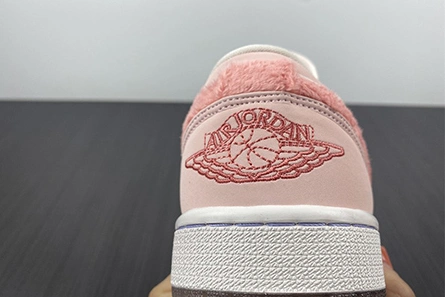 Jordan 1 Low SE Mighty Swooshers Pink(W) DM5443-666 Durable 206