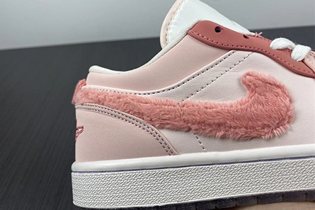 Jordan 1 Low SE Mighty Swooshers Pink(W) DM5443-666 Durable 206
