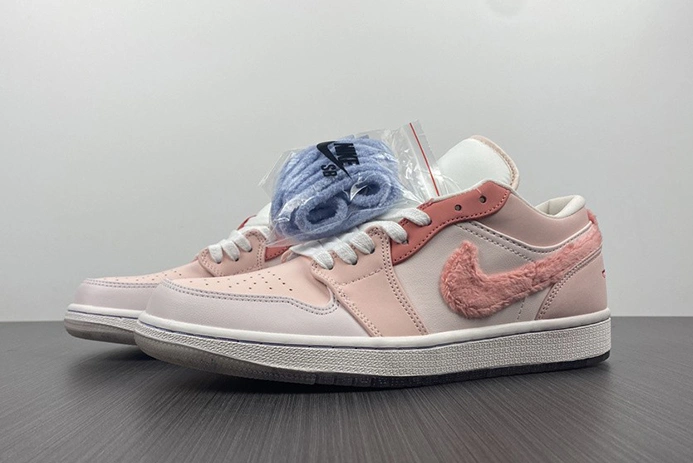Jordan 1 Low SE Mighty Swooshers Pink(W) DM5443-666 Durable 206