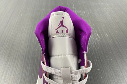 Sleek Jordan 1 Mid Magenta BQ6472-501 160
