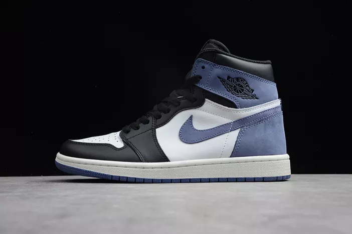 AllSeason Jordan 1 Retro High Blue Moon 555088-115 332