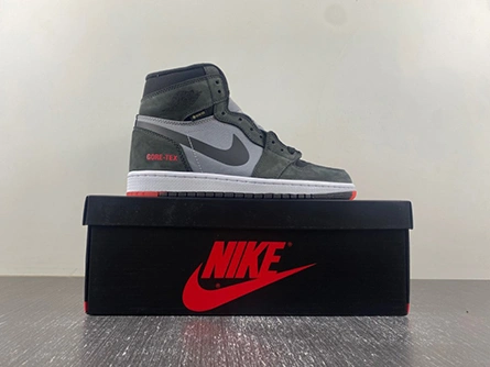 Refined Jordan 1 Retro High Element Gore-Tex Black Infrared  DB2889-002 41