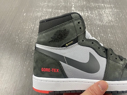 Refined Jordan 1 Retro High Element Gore-Tex Black Infrared  DB2889-002 41