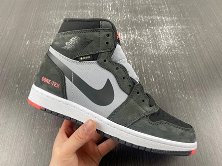 Refined Jordan 1 Retro High Element Gore-Tex Black Infrared  DB2889-002 41