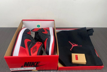 Jordan 1 Retro High OG Satin Bred  FD4810-061 Comfortable 8813