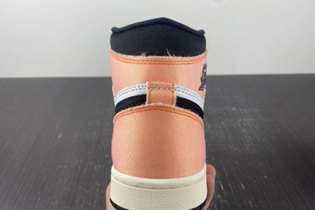 Compact Jordan 1 Retro High OG Skyline  DX0054-805 138