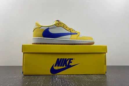 Jordan 1 Retro Low OG SP Travis Scott Canary (Women's)  DZ4137-700 Reliable 45