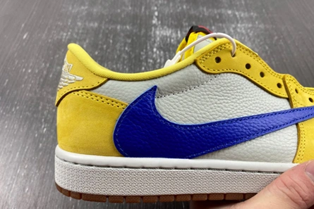 Jordan 1 Retro Low OG SP Travis Scott Canary (Women's)  DZ4137-700 Reliable 45