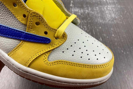Jordan 1 Retro Low OG SP Travis Scott Canary (Women's)  DZ4137-700 Reliable 45