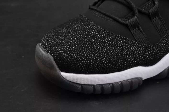 Jordan 11 Retro Heiress Black Stingray (GS) 852625-030 Durable 705