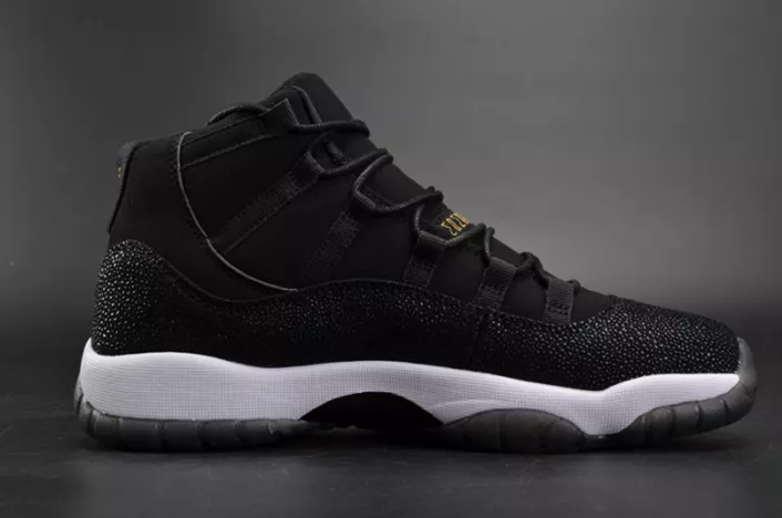 Jordan 11 Retro Heiress Black Stingray (GS) 852625-030 Durable 705