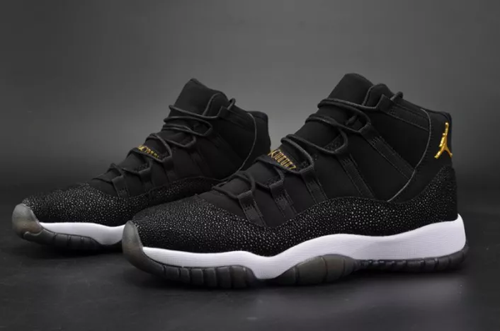 Jordan 11 Retro Heiress Black Stingray (GS) 852625-030 Durable 705