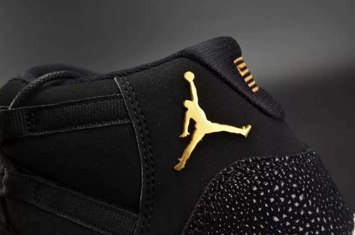 Jordan 11 Retro Heiress Black Stingray (GS) 852625-030 Durable 705