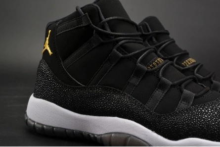 Jordan 11 Retro Heiress Black Stingray (GS) 852625-030 Durable 705