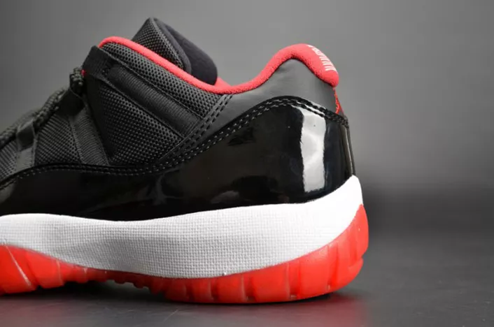 SmartChoice Jordan 11 Retro Low Bred 528895-012 716