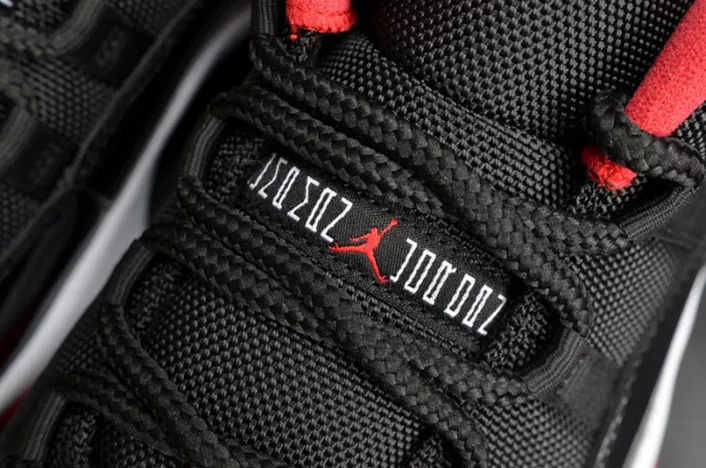 SmartChoice Jordan 11 Retro Low Bred 528895-012 716
