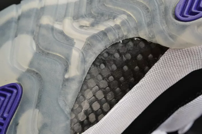 Jordan 11 Retro Low Concord 528895-153 Breathable 712