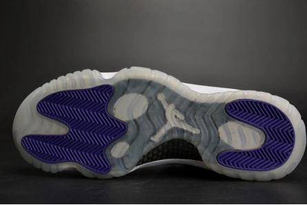 Jordan 11 Retro Low Concord 528895-153 Breathable 712