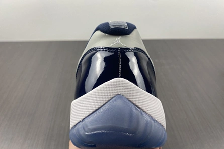 Timeless Jordan 11 Retro Low Georgetown  528895-007 702