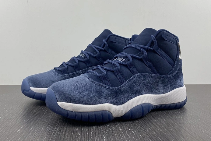 Practical Jordan 11 Retro Midnight Navy AR0715-441 690