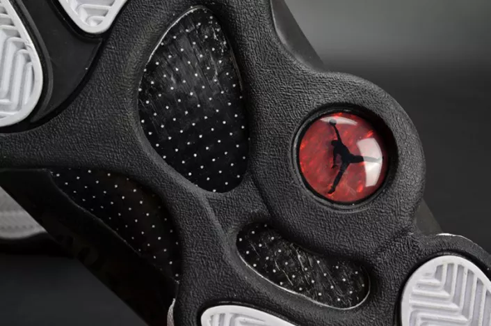WellDesigned Jordan 13 Retro Love and Respect 888164-112 816