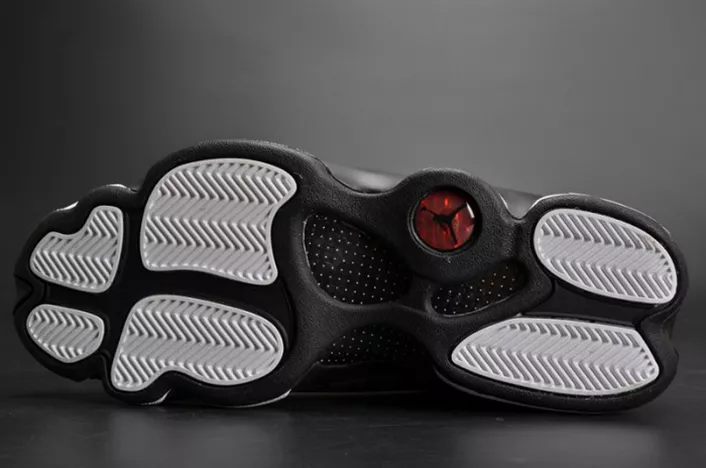 WellDesigned Jordan 13 Retro Love and Respect 888164-112 816