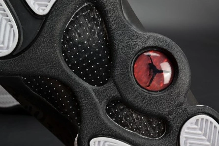 WellDesigned Jordan 13 Retro Love and Respect 888164-112 816